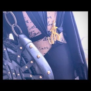 Alexander McQueen bag made very well never used